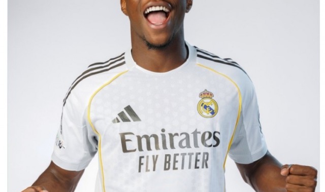 九游体育-皇马祝琼阿梅尼26岁生日快乐，球员加盟以来出战174场斩获8冠