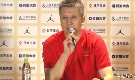 九游体育-郭士强：中场我和大家强调相信中国男篮，必须做好防守控制对方